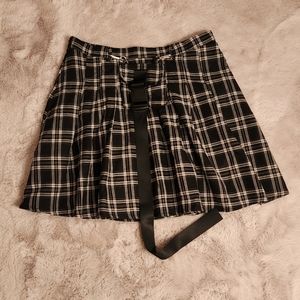 Juniors SHEIN skirt